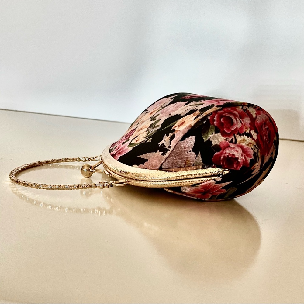 Floral Kiss Lock Clutch Gold Hoop Handle Purse - Picture 5 of 14